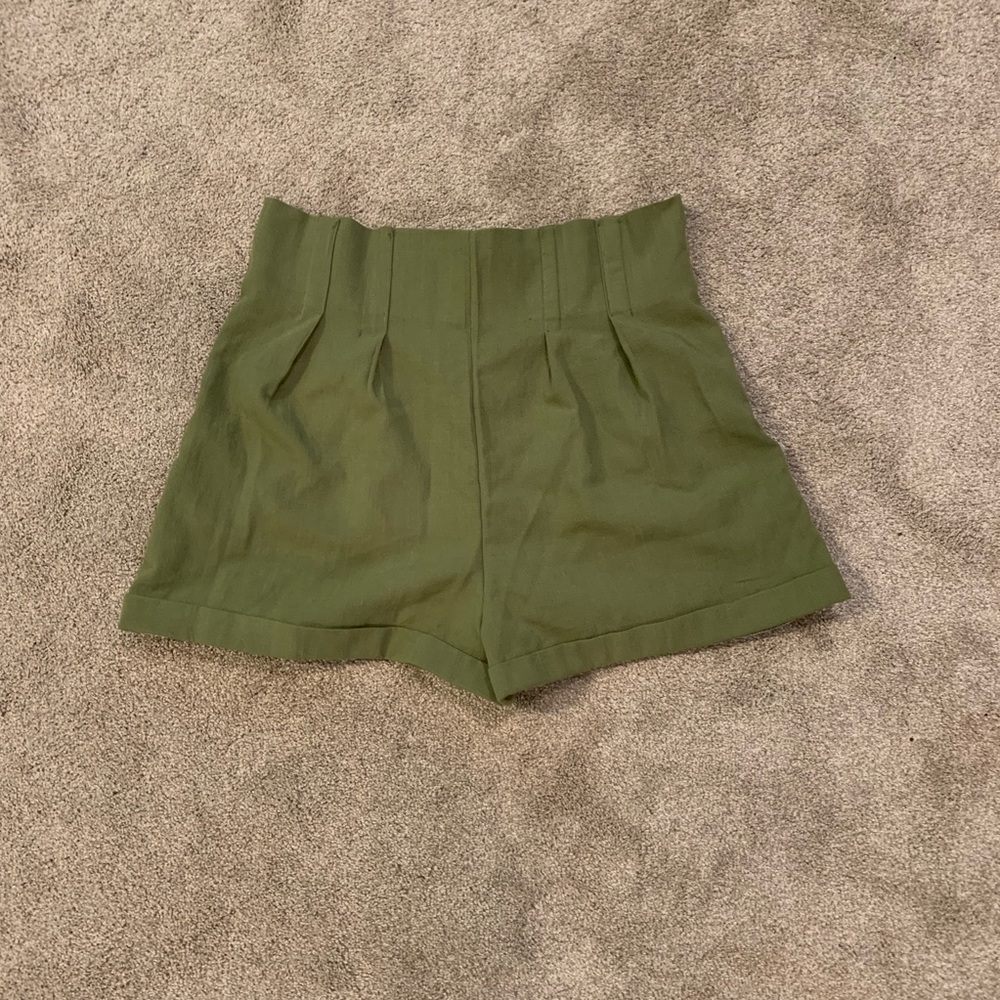 Dark sage high waisted shorts with cuff